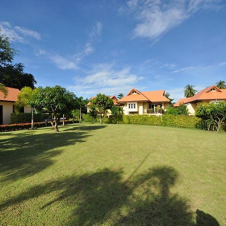 Maeklong Marina Resort Ratchaburi 外观 照片
